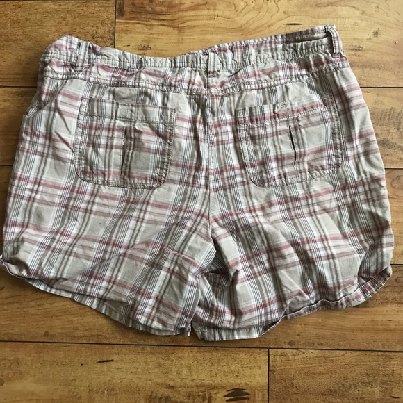 🩳Reitmans Shorts🩳 - Picture 2 of 3